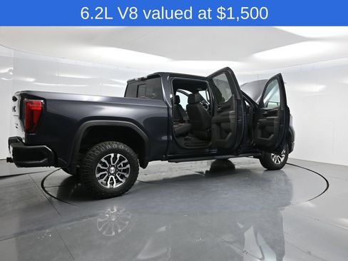 Used 2022 GMC Sierra 1500 AT4 w/ AT4 Premium Package AWD/4WD image 4