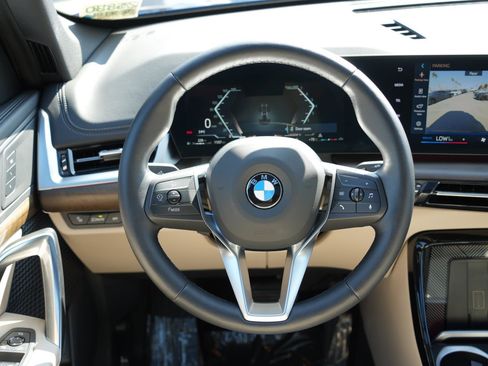 Used 2025 BMW X1 xDrive28i w/ Convenience Package image 12