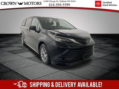 Certified 2022 Toyota Sienna LE