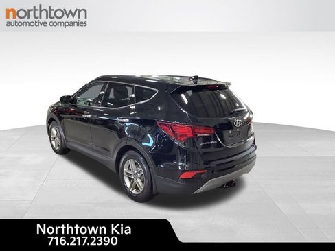 Used 2018 Hyundai Santa Fe Sport image 3