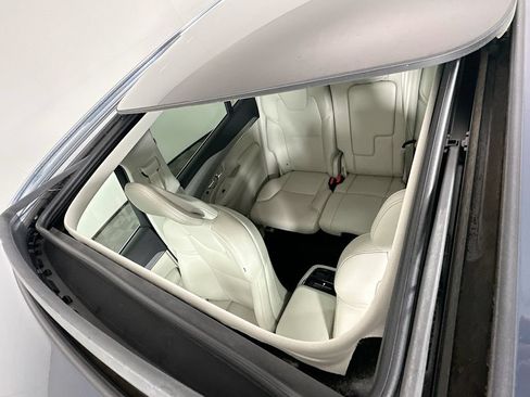 Used 2021 Volvo XC90 T5 Momentum w/ Climate Package FWD image 20