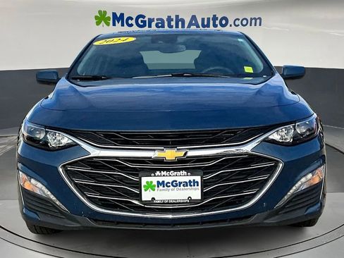 Used 2024 Chevrolet Malibu LT image 2