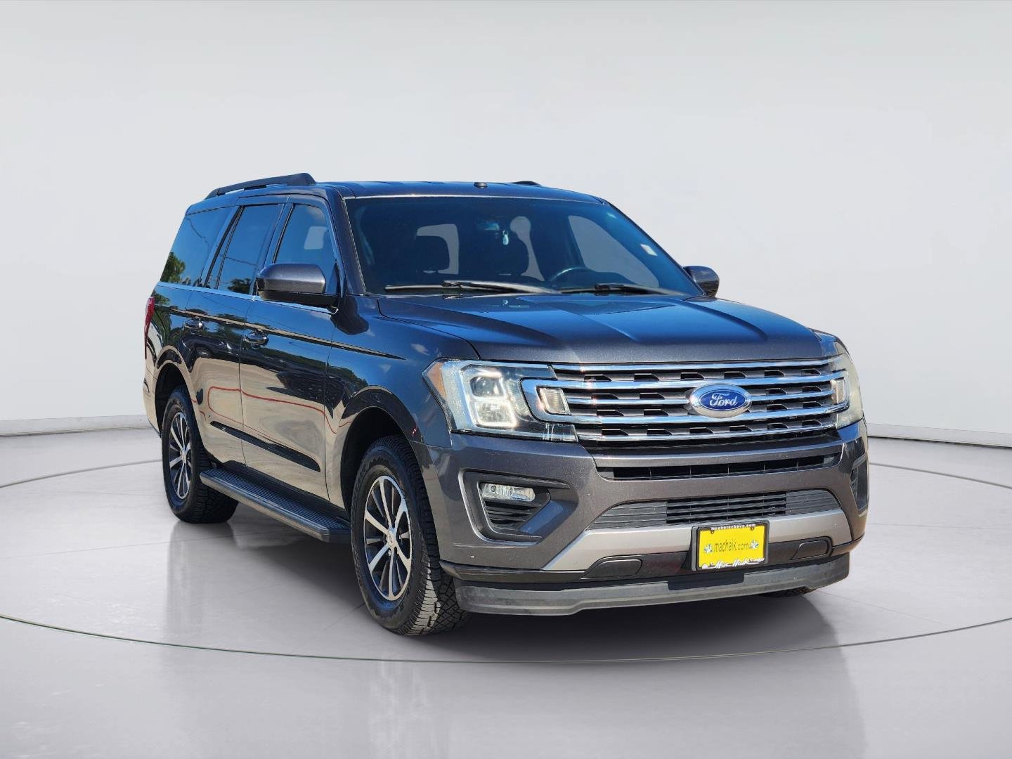 Used 2019 Ford Expedition XLT RWD image 3