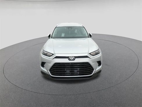 New 2026 Toyota Grand Highlander XLE image 15