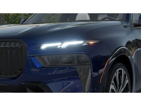 New 2027 BMW X7 xDrive40i w/ Executive Package AWD/4WD image 6