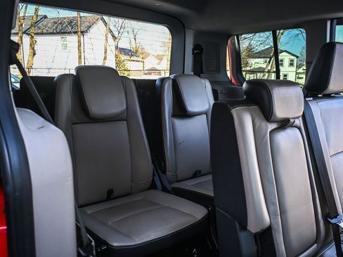 Used 2014 Ford Transit Connect Titanium image 16