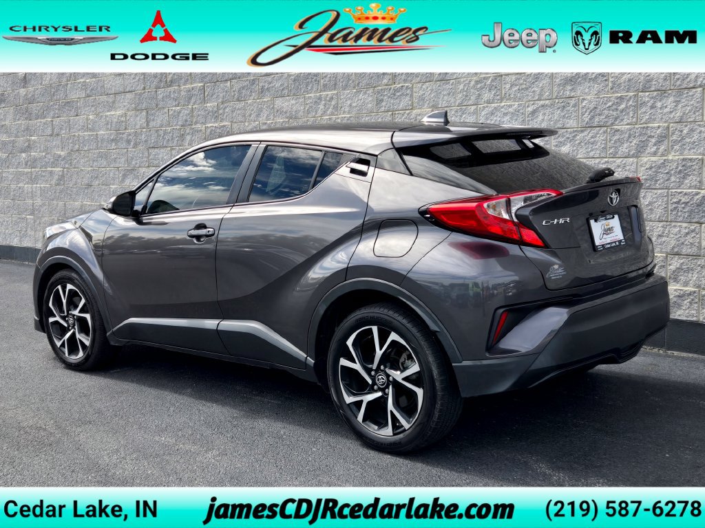 Used 2019 Toyota C-HR XLE FWD image 3