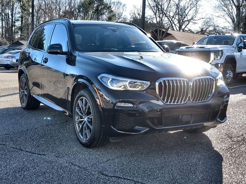 Used 2020 BMW X5 xDrive40i w/ M Sport Package image 2