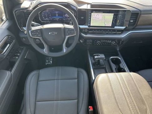 Certified 2025 Chevrolet Silverado 1500 High Country w/ Midnight Edition AWD/4WD image 21