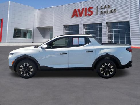 Used 2025 Hyundai Santa Cruz SEL AWD/4WD image 10