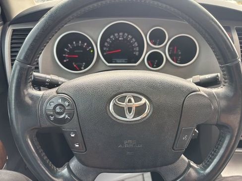Used 2013 Toyota Tundra Limited w/ Memory Pkg AWD/4WD image 30