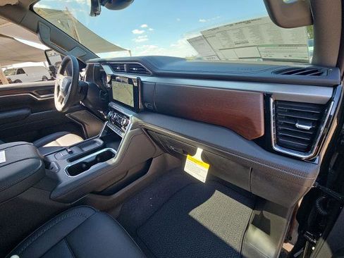 New 2026 GMC Sierra 2500 Denali w/ Denali Reserve Package image 63