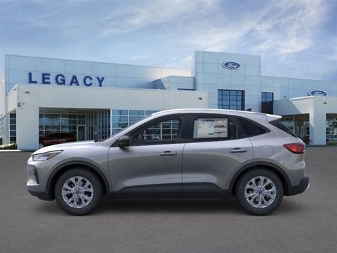 New 2026 Ford Escape Active image 3