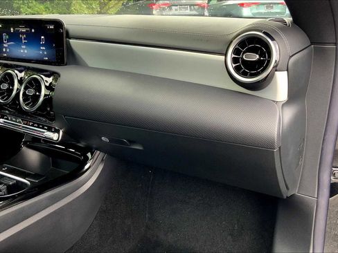 New 2026 Mercedes-Benz CLA 250 4MATIC image 10