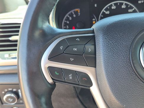 Used 2020 Jeep Grand Cherokee Altitude AWD/4WD image 20