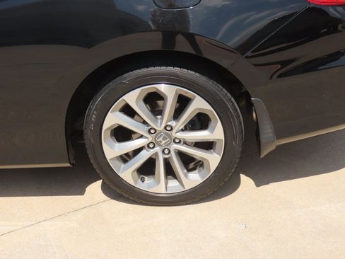 Used 2014 Honda Accord EX-L image 17
