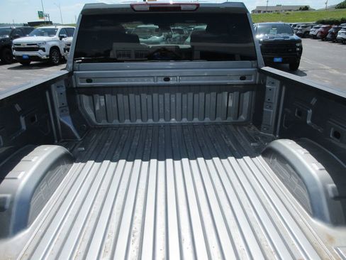 Certified 2026 GMC Sierra 2500 SLE w/ SLE Convenience Package AWD/4WD image 13