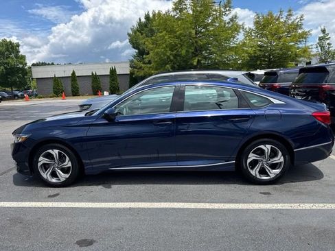 Used 2020 Honda Accord EX image 2
