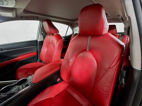Used 2018 Toyota Camry XSE w/ Audio Package FWD image 19