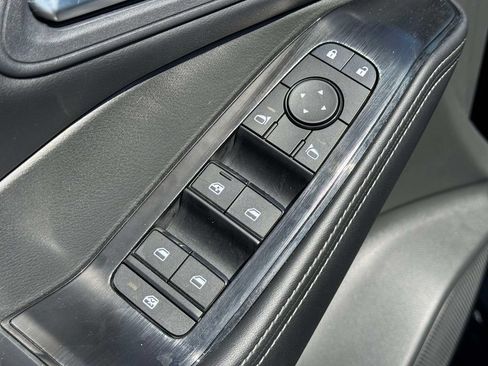 Certified 2026 Nissan Rogue SV AWD/4WD image 16
