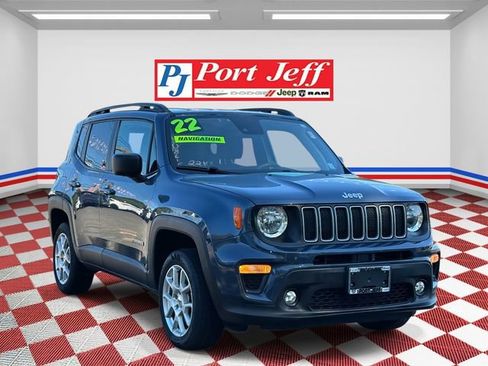 Certified 2022 Jeep Renegade Latitude image 3