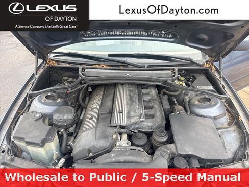 Used 2003 BMW 325xi Sedan image 35
