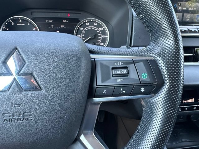 Used 2022 Mitsubishi Outlander SEL Black Edition FWD image 23