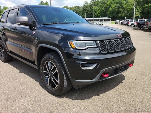 Used 2019 Jeep Grand Cherokee Trailhawk w/ Trailhawk Luxury Group image 14