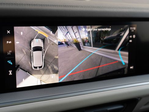 Used 2024 Porsche Cayenne image 20