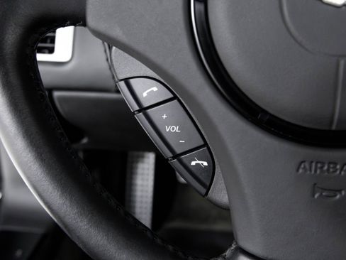 Used 2009 Aston Martin DBS Coupe image 18