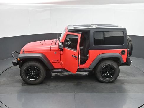Used 2013 Jeep Wrangler Sport AWD/4WD image 38