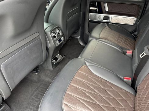 Used 2023 Mercedes-Benz G 550 image 5