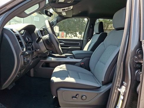 New 2026 RAM 1500 Big Horn AWD/4WD image 9