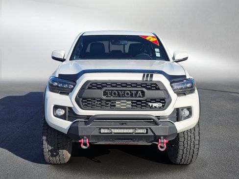 Used 2019 Toyota Tacoma TRD Off-Road image 9