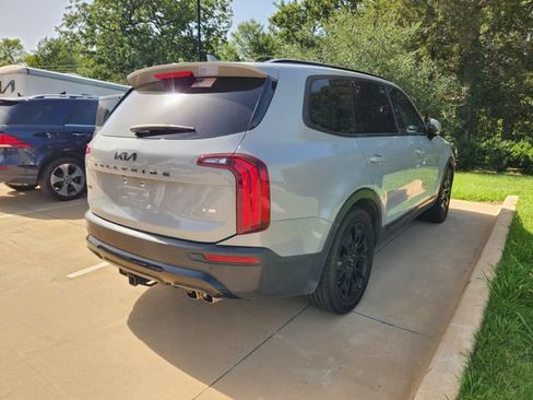 Used 2022 Kia Telluride SX w/ SX Prestige Package AWD/4WD image 4