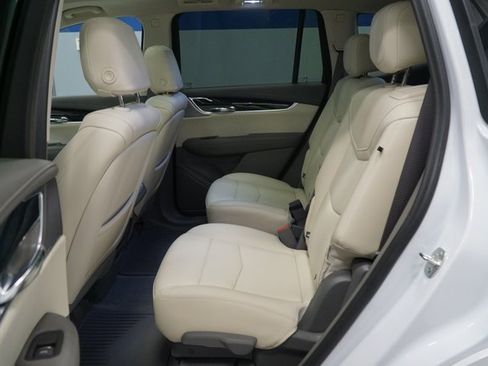 New 2025 Cadillac XT6 Premium Luxury image 23