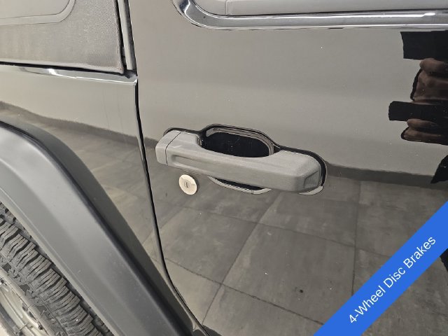 Used 2020 Jeep Wrangler Sport AWD/4WD image 8