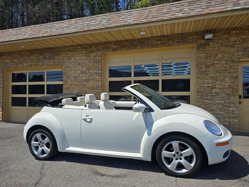 Used 2007 Volkswagen Beetle Triple White Edition image 18