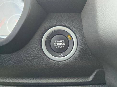 Used 2019 RAM 1500 Big Horn AWD/4WD image 31