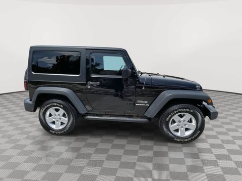 Used 2017 Jeep Wrangler Sport w/ Quick Order Package 24S AWD/4WD image 13