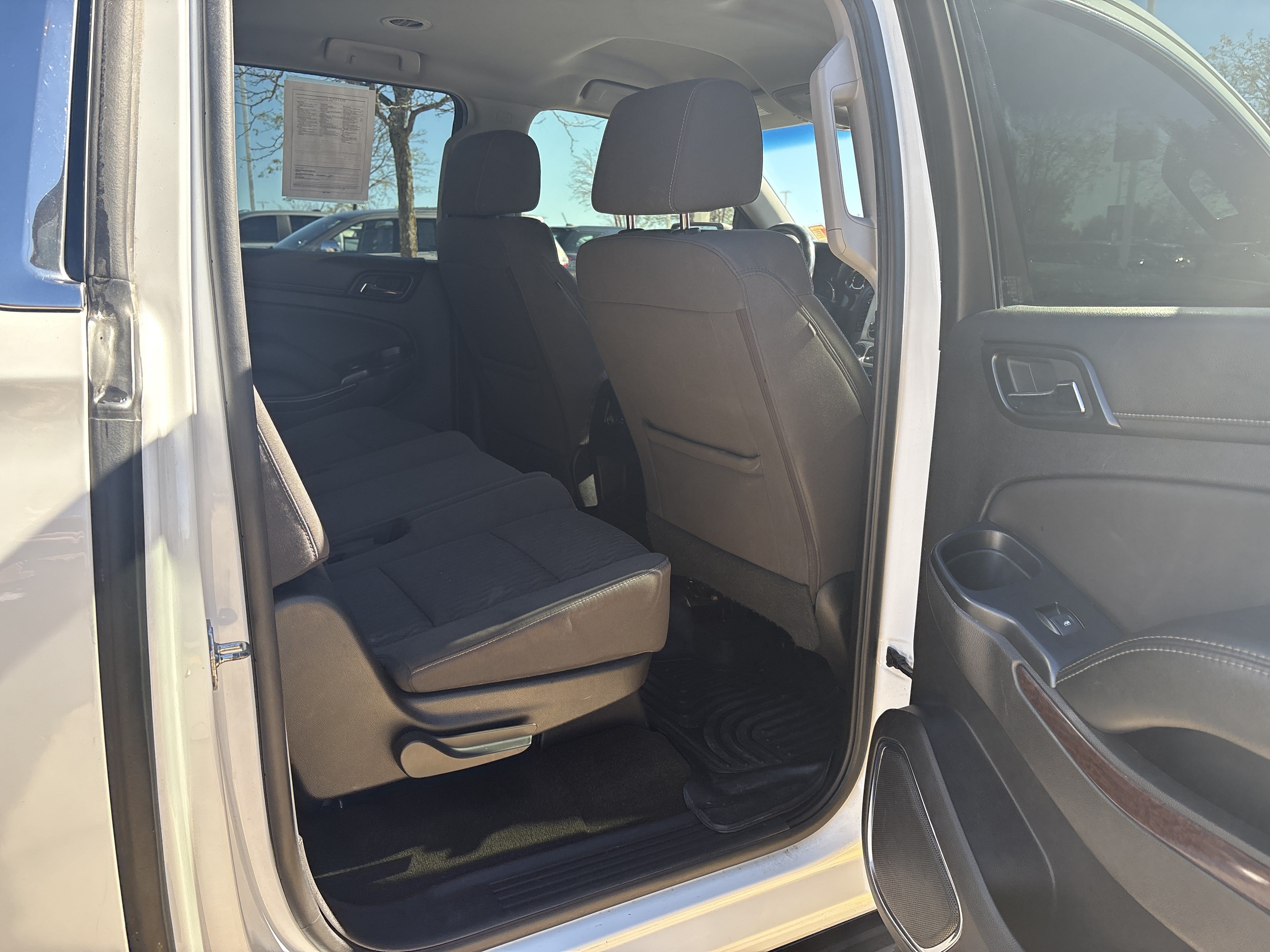 Used 2017 GMC Yukon XL SLE AWD/4WD image 16