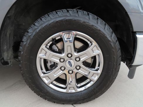 Used 2023 Ford F150 Lariat image 11