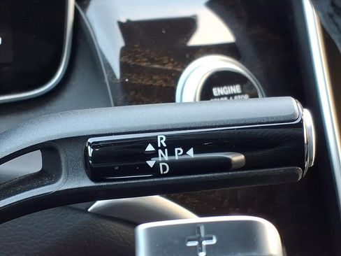 Certified 2024 Mercedes-Benz GLC 300 4MATIC image 19