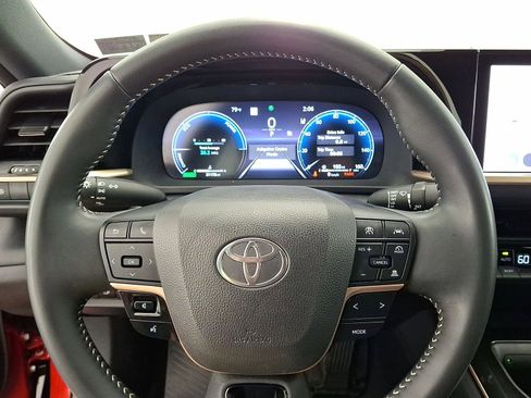Certified 2024 Toyota Crown AWD/4WD image 16