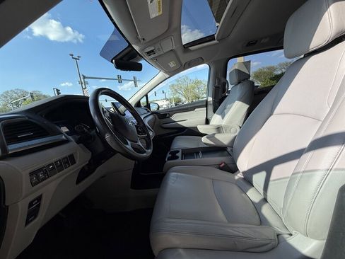 Used 2019 Honda Odyssey EX-L image 11
