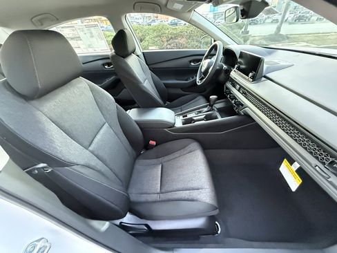 New 2025 Honda Accord LX image 41