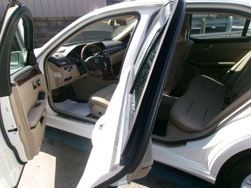 Used 2012 Mercedes-Benz E 350 4MATIC Sedan image 14