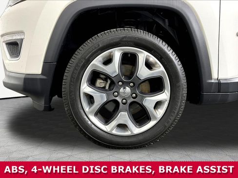 Used 2018 Jeep Compass Limited AWD/4WD image 30