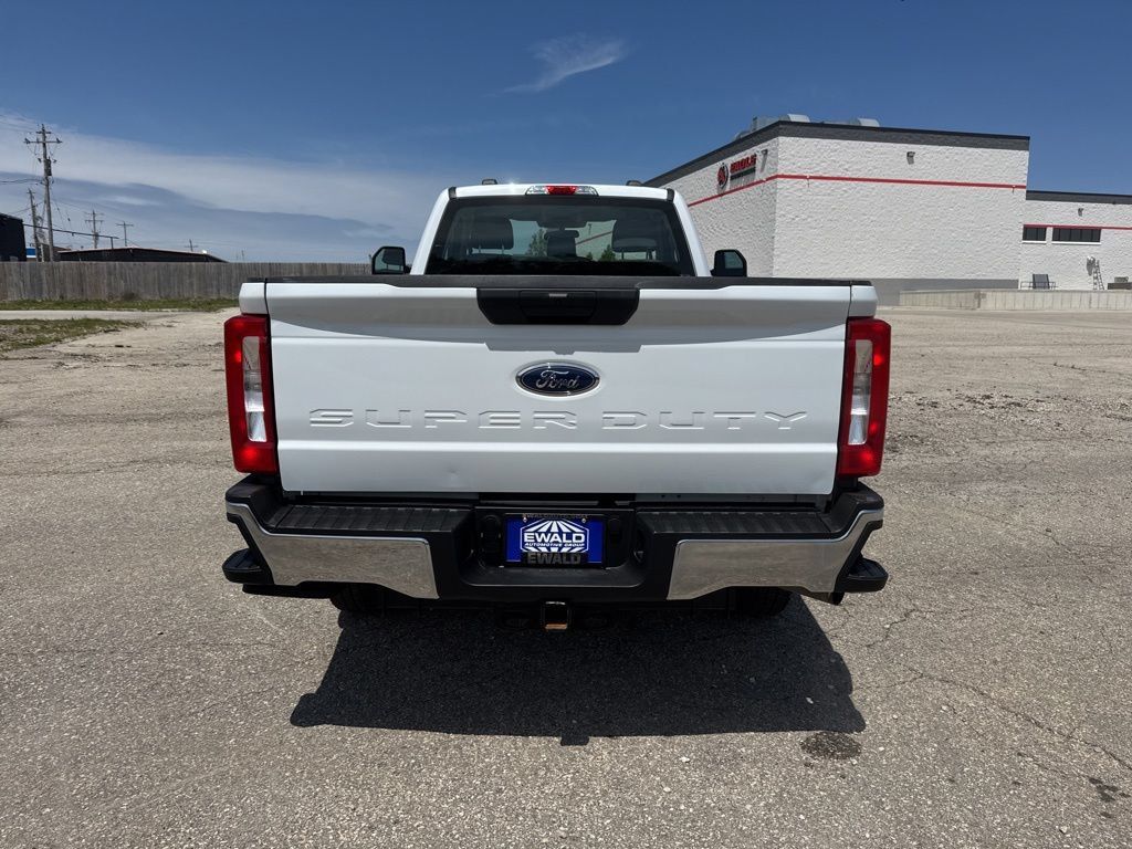 Used 2024 Ford F250 XL w/ XL Chrome Package AWD/4WD image 8