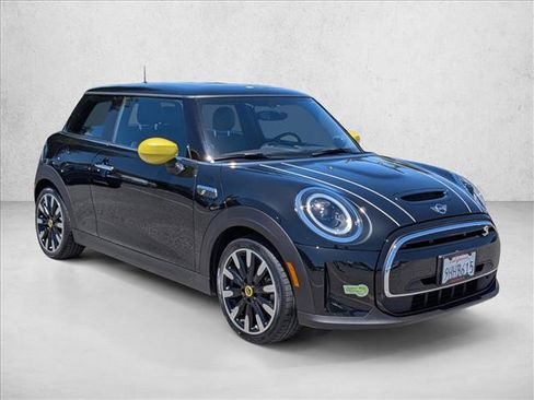 Used 2023 MINI Cooper SE FWD image 3